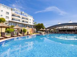 Sisus Marina Hotel，位于切什梅的酒店