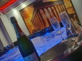 Rom'antique la Jalouzzie SPA