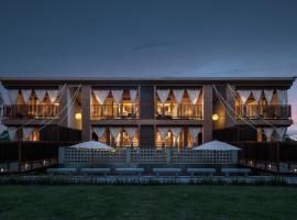 Hegu Retreat Qingcheng，位于街子古镇的酒店