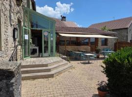L'Auberge de Julien et Magali，位于Arandas的酒店