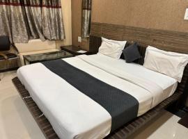 Hotel Swarat Inn by RoyalFlame，位于Satna的酒店