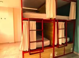 Viajero Huacachina Hostel