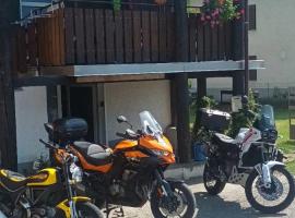 Aura House，位于Caiolo的酒店