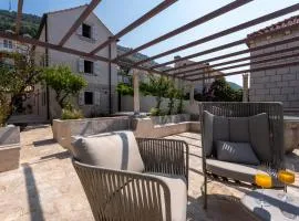 Maxima Comoda luxury villa