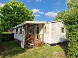 MOBIL HOME，位于Ivry-la-Bataille的酒店