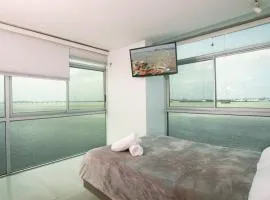 Suite 7 Riverfront 1, Puerto Santa Ana, Guayaquil