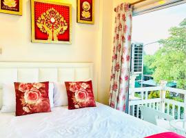 Home One Love Ayutthaya main Zone by Baan one love group，位于大城的酒店
