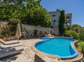 Olive Resort & Villas，位于佩特罗瓦纳莫鲁的酒店