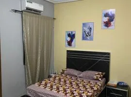 Mini studio 25x04