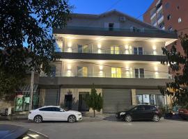 Kanaj Rooms and Apartments，位于伏罗拉的酒店