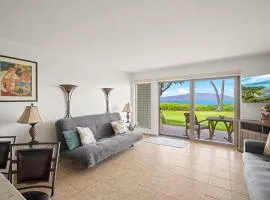 7 Mi to to Kamakou Oceanfront Condo with Lanai!