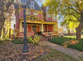 BBQ Pets Welcome 5BR for 12 3 Bathrooms