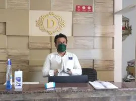 Super Hotel O Divine Residency Near Phoenix Marketcity