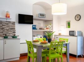 Martini Holiday's house，位于阿尔塔穆拉的酒店