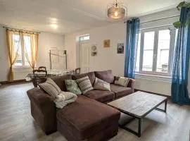 Gîte Chenevières - Village paisible avec parking privé - FR-1-584-384