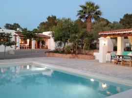 Casa Puig de Mar, con piscina y jardín'，位于圣何塞德萨塔莱阿的酒店