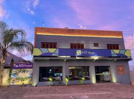 Hotel Praia Parque，位于博尼图的酒店