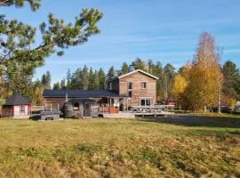 Nice Home In Arvidsjaur With Sauna