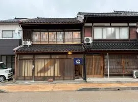 なごらーれ放生津屋