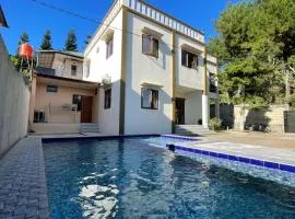 Vila Saung Habib, 4 Kamar Tidur, Karaoke, Private Pool