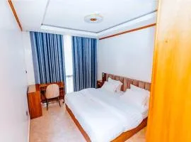 Bright Hotel and Apartment