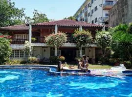 Private Beach Villa in Anza Mactan with Ocean View