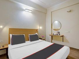 Capital O Mt Corporate Stays Near Iskcon Temple Noida，位于Indirapuram的酒店