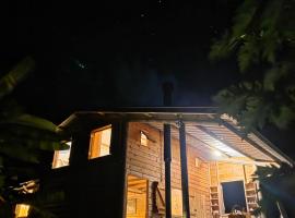Le Chalet, La Petite Ferme，位于Vieux Grand Port的酒店