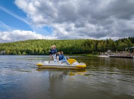 Landal Glamping Neufch&acirc;teau，位于讷沙托的度假村