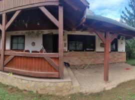 Panorama Vendeghaz，位于栋博堡的酒店