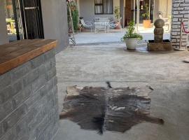 Mar-Zel Guesthouse - Fam Room，位于Britstown的酒店