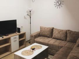Apartman Sunce1，位于Rakari的带停车场的酒店