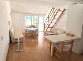 Family duplex - Casita de la montaña，位于洛斯佩妮滕特斯的酒店