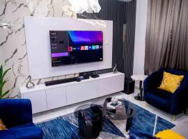 Whitney 2 Luxury Apartment，位于Aja的酒店