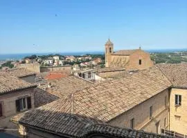BB Da Primo la vista sul borgo Potenza Picena