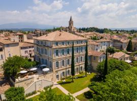 Château de Mazan, BW Premier Collection by Best Western，位于马藏的酒店