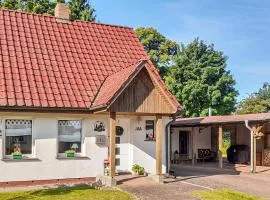Amazing Home In Breesen Ot Kalübbe