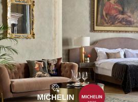 Hotel H15 Luxury Palace - Destigo Hotels，位于克拉科夫的酒店