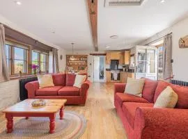 Inglewood, Kirkoswald characterful cottage with wood burning stove in rural setting