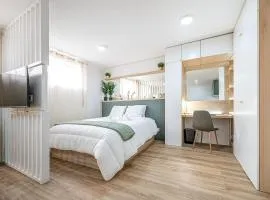 Le Atelier by Lisbon with Sintra