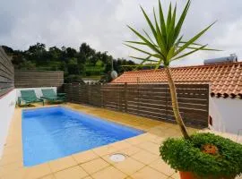 Casa da Serra - Entire 3 Bedroom House with Pool and Fireplace