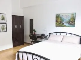 Julias Cozy Mountain Condo Couples Getaway