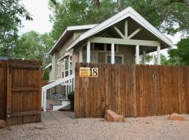 Sorrel River Cabin #18，位于摩押的酒店