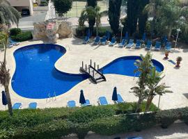 Pyla Village Resort - C107，位于皮拉的酒店