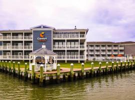 Comfort Suites Chincoteague Island Bayfront Resort，位于钦科蒂格的酒店