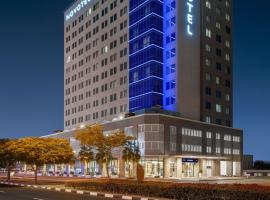 Novotel Bur Dubai - Healthcare City，位于迪拜的酒店