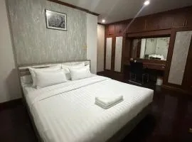 Cozy Townhouse near PSU, Hat Yai บ้านทั้งหลัง