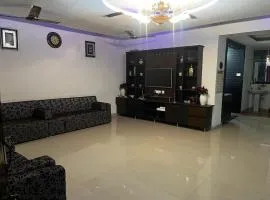 Grand City Retreat 4BHK Balcony Bliss in Manikonda