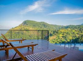 Crystal Spring Luxury Hotel，位于埃拉的酒店