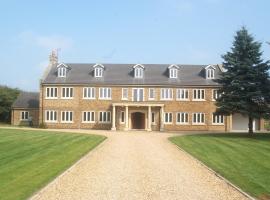 Woodhouse Farm Lodge，位于斯伯丁的酒店